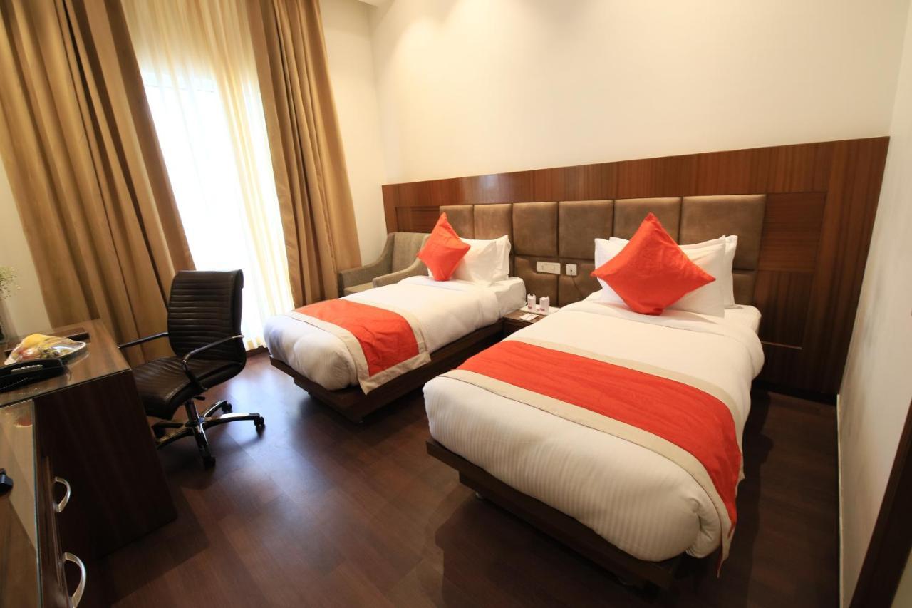 Aveo By Amatra, Gateway To Corbett Hotel Kashipur ภายนอก รูปภาพ